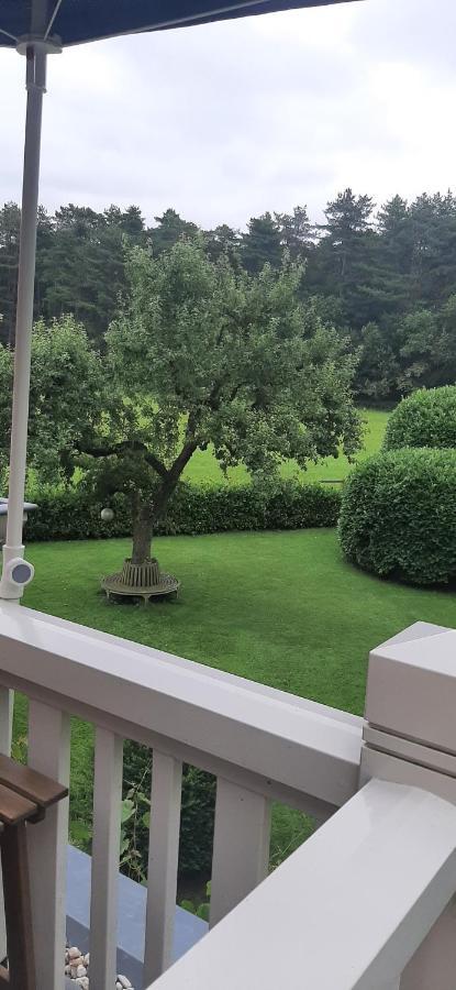 Huize Koempoelan Bed & Breakfast Naarden Luaran gambar
